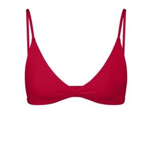 Left on Friday Sweet Victory Top D in Pepper. Size M. EUC.